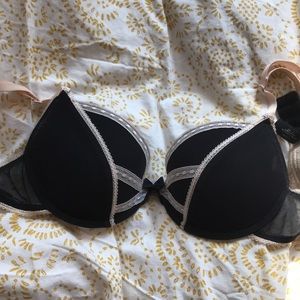 UNDIZ PADDED SEXY BRA